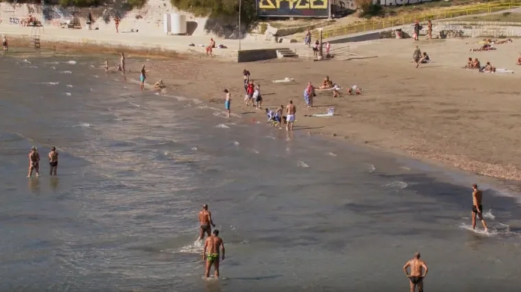 Bili smo na Bačvicama gdje je sezona kupanja u punom zamahu: 'Odmor za tilo, dušu i srce'