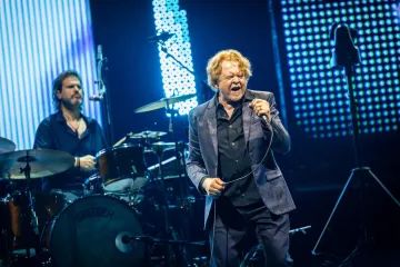 Mick Hucknall zaustavio show zbog glasnog fana i poručio mu: 'Začepi već jednom!'