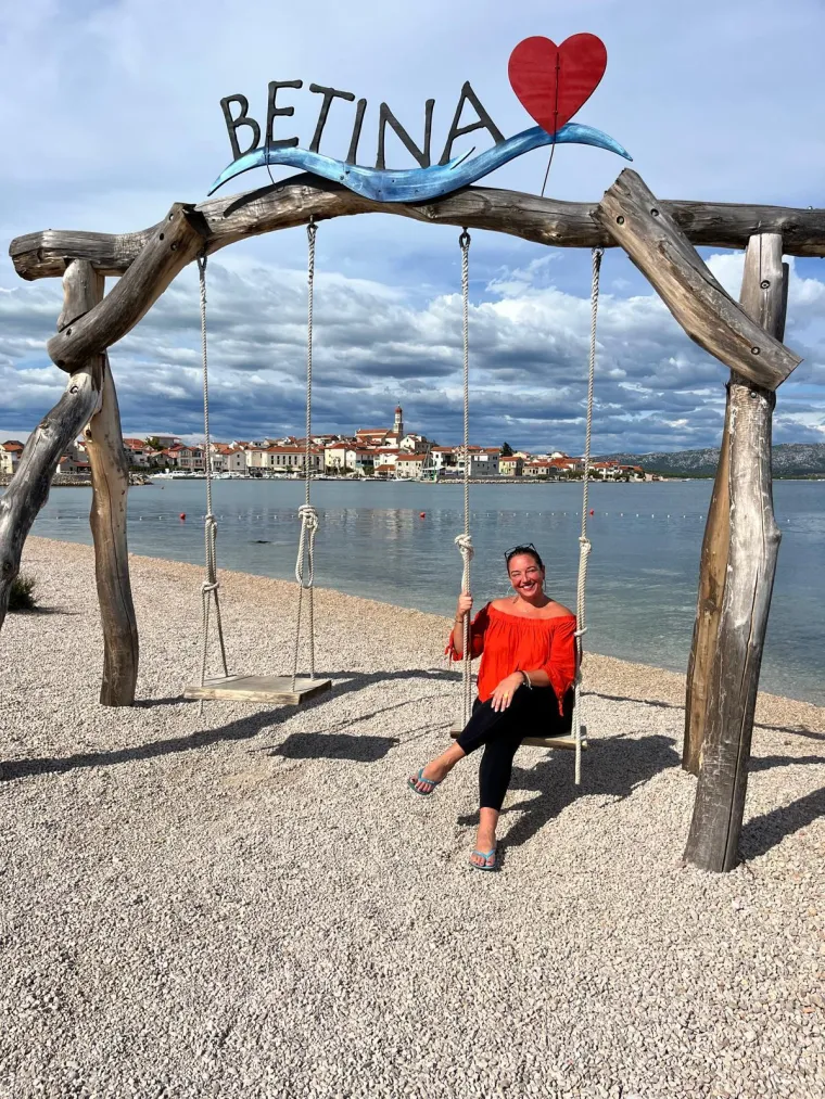 Doletjela na odmor iz Kanade pa se prijavila u 'Ljubav je na selu'