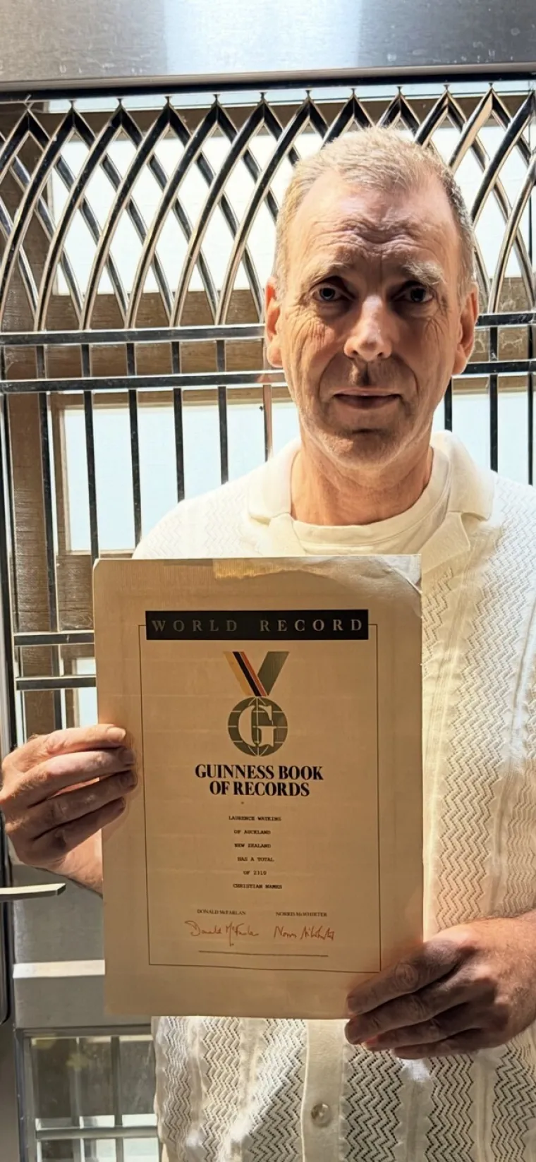 Ovo je čovjek s najdužim imenom na svijetu: 'Svećeniku je trebalo 20 minuta da ga pročita na mom vjenčanju'