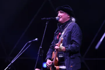 [KVIZ] Kakvo je tvoje znanje o izvođačima iz BiH?