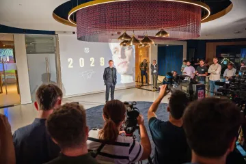 Barcelona produžila ugovor nezamjenjivom igraču: Svi su iznenađeni otkupnom klauzulom