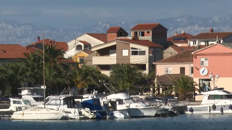 Na otoku Ugljanu je 'kvadrat' skuplji nego u Dubrovniku i Zagrebu: Doznajemo zašto