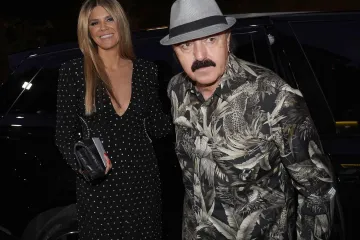 Ima fetiš na jahte? Melina se i za Harisa udala na brodu, a na dan vjenčanja tražila sapun