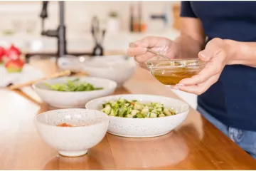 Jesen na tanjuru: Otkrijte bogatstvo okusa uz salate od cikle, kupusa i jabuke