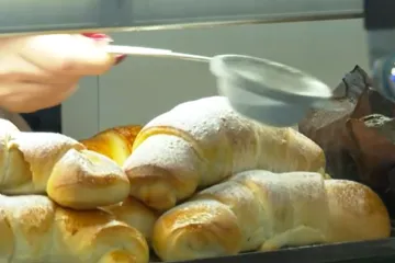 Pitali smo vas što najviše kupujete u pekarnicama: 'Doma pečem, po ministrovoj preporuci'