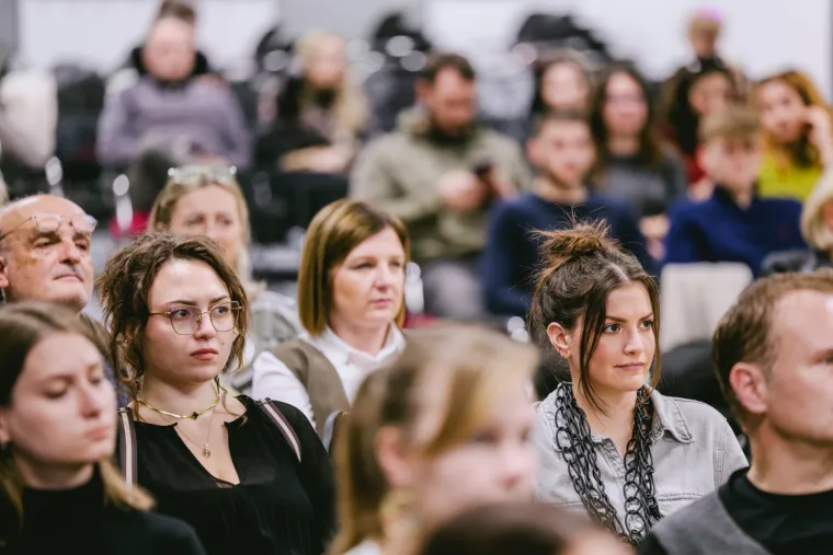 Kako nastavnici u Hrvatskoj odgovaraju na nove izazove