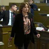 Tko je žena kojoj su dali neto plaću od 3600 eura? Peternel: 'Ne radi se apsolutno ništa'