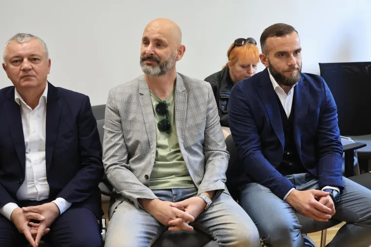 Četvorica bivših članova Vlade porekla krivnju: Tolušić ima zanimljiva primanja i alimentaciju