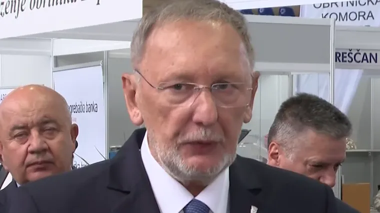 Roditelji najavili novi prosvjed u Dubravi, Božinović poručio: 'Kad dođe do policije, već je kasno'