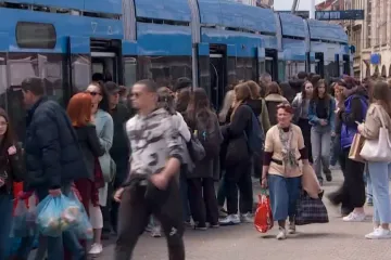 Slovenci uvode božićnicu za sve, stručnjak objasnio je li to moguće u Hrvatskoj