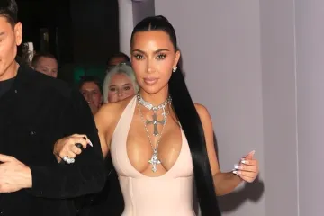 Kim Kardashian izazvala kaos na društvenim mrežama: 'Ovaj dekolte je doslovno eksplozija'