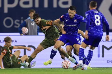 Dinamo uraganskim početkom srušio Osijek i pobjegao Hajduku