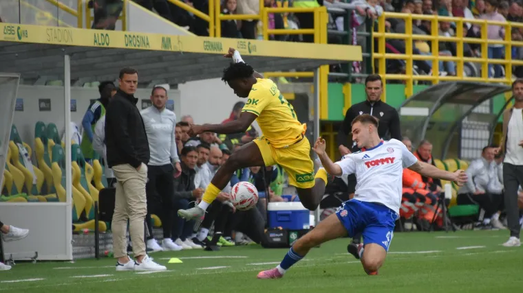 Nećete vjerovati tko upravo gleda utakmicu Istre i Hajduka na Aldo Drosini