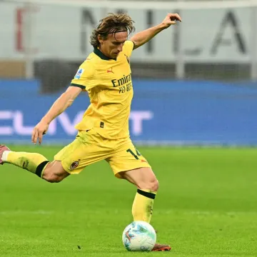 Sjajni Modrić s Milanom preuzeo vrh, Fiorentina pala na San Siru
