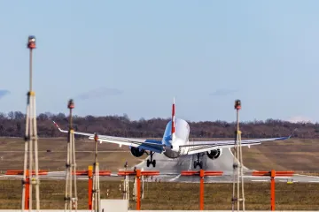Panika u Dalmaciji: Avion slijetao, netko ispalio signalnu raketu!