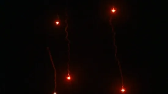 Ludilo sa signalnim raketama u Dalmaciji: Stručnjaci upozoravaju na niz opasnosti