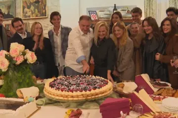 U Sinju ekskluzivno predstavljena nova RTL-ova serija: 'Divlje pčele' oduševile publiku