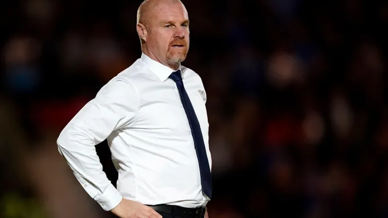 Engleski velikan dobio je već trećeg trenera ove sezone: Potpisalo je dobro poznato ime