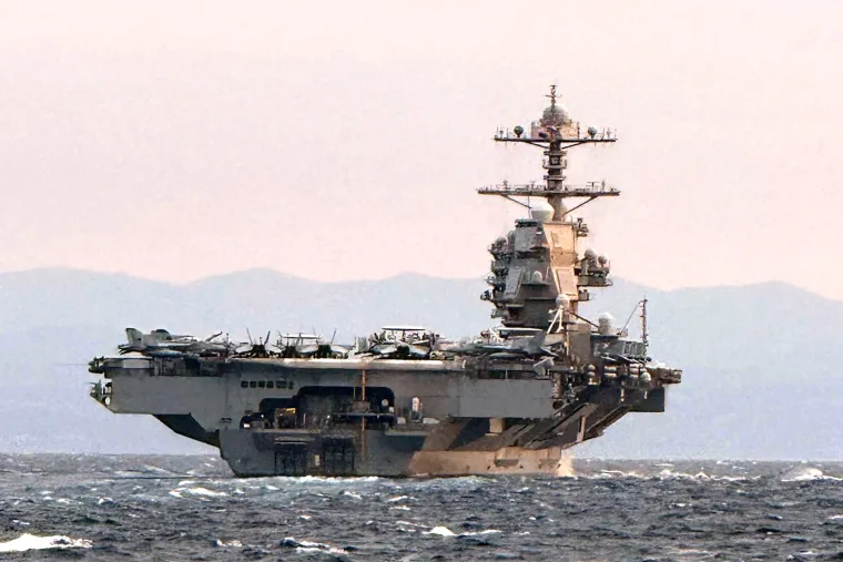 Američki div u Splitu: Nosač zrakoplova USS Gerald R. Ford uplovio u splitski akvatorij