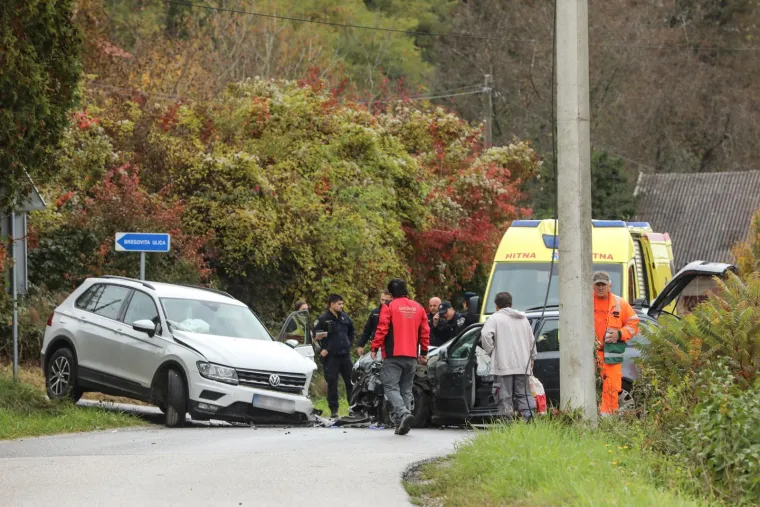 Prizori s mjesta strašne nesreća u Zagorju: Više ozlijeđenih, stigao i helikopter hitne pomoći