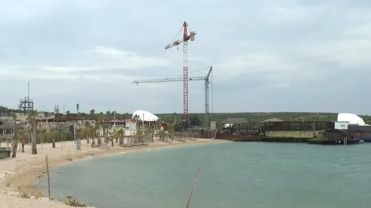 Oglasili se vlasnici srušenih bespravnih objekata kod Zrća: 'To se moglo darovati ugroženima'