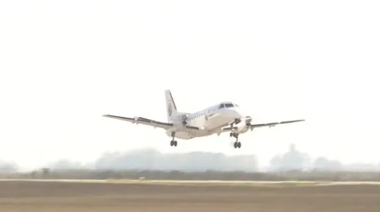 Zrakoplov u niskom letu satima kružio nad Osijekom: 'Mi gledamo što je to'