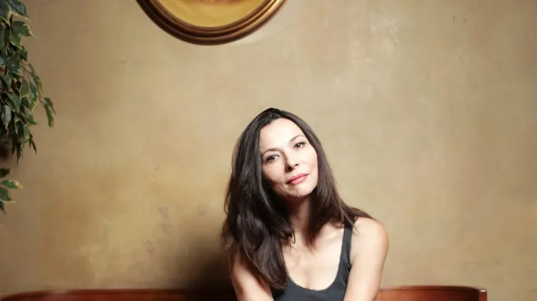 Pogledajte kako se zvijezda serije 'Sjene prošlosti' mijenjala kroz godine