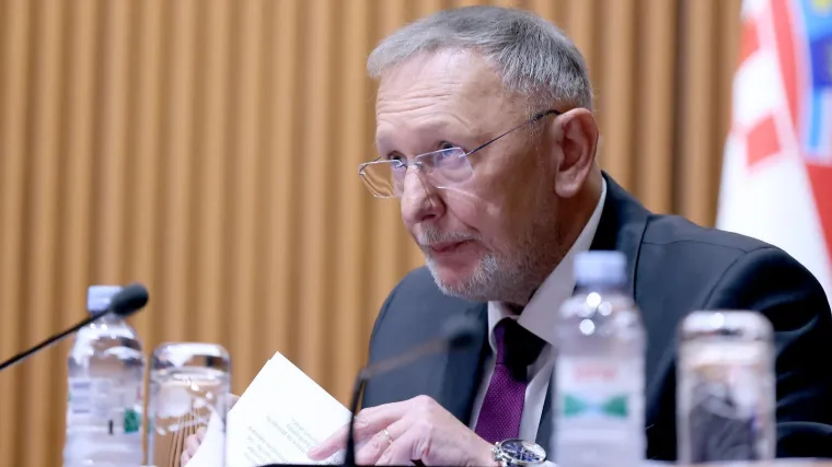 Božinović otkrio zašto 'dižu' vojsku kad nema potrebe: 'Imali smo civilnu službu, ali smo je pogubili'