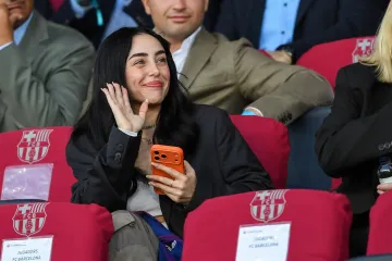 Djevojka Laminea Yamala izazvala pomutnju u Barceloni: Pogledajte što je radila s Olmom u loži