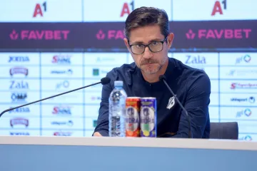 Victor Sanchez otkrio stanje terena uoči Sparte: 'Nije idealno, ali igramo svoj nogomet'