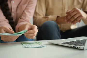 U financijskoj ste krizi? Na ovaj način možete preuzeti kontrolu nad svojim novcem