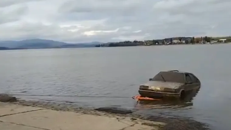 Dvojicu prijatelja tražili deset godina: Njihova tijela ležala na dnu jezera, konačno pronađeni