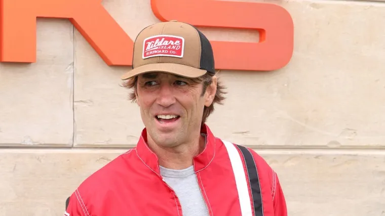 Redatelj serije 'Outer Banks' navodno fizički napao asistenticu: 'Zgrabio ju je i tresao'