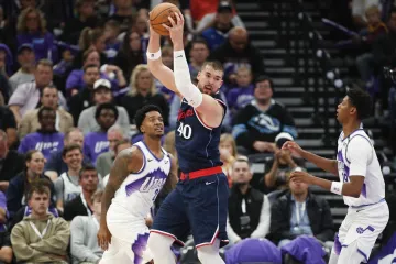 Zubac briljirao u teškom stradanju svoje ekipe, primili nestvaran broj poena u prvom poluvremenu