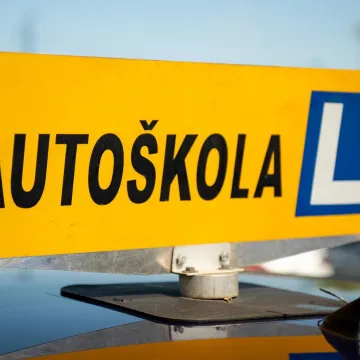 Svi vozači moraju rasturiti ova pitanja iz propisa: Ako ne uspijete, vrijeme je da ponovite gradivo