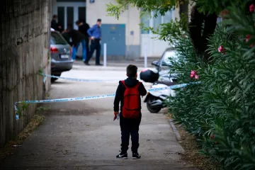 Šok u zagrebačkoj školi: Učenik uperio plinski pištolj u djevojčicu, sve je dio TikTok izazova?