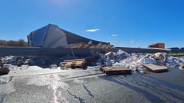 Kamion proletio kroz ogradu na A3, veliki zastoj na zagrebačkoj obilaznici