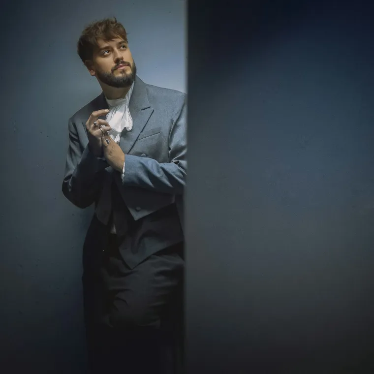 Petar Brkljačić objavio novu pjesmu 'Izgubljeni' u suradnji s Bebom Balašević!