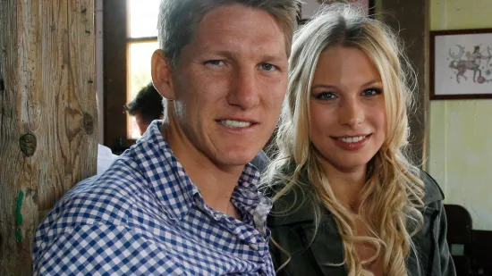 Nju je ljubio prije Ane Ivanović: Bastianova bivša cura danas blista od sreće uz bogatog poduzetnika