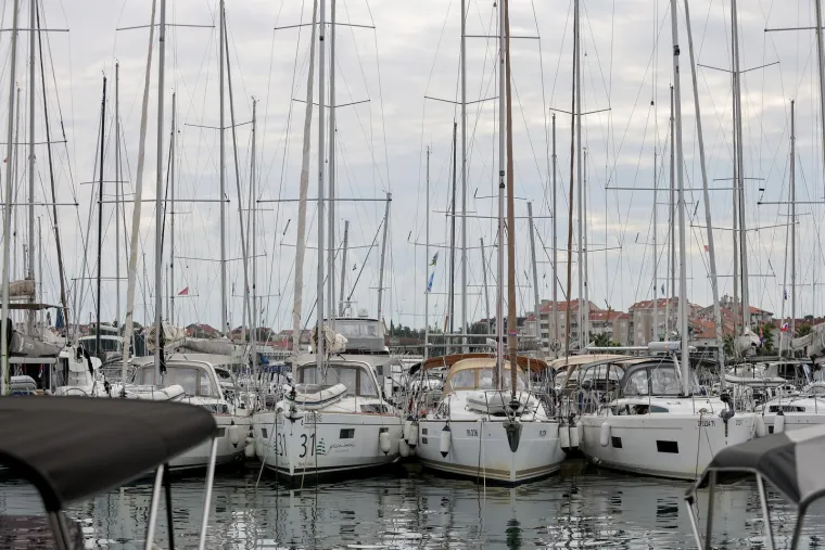 Ploveće vile i luksuzni automobili u Biogradu: Evo koliko košta tjedan odmora na ekskluzivnom brodu