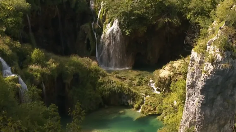 Prijetilo im izbacivanje s UNESCO-ove liste: Plitvička jezera postala su priča o uspjehu