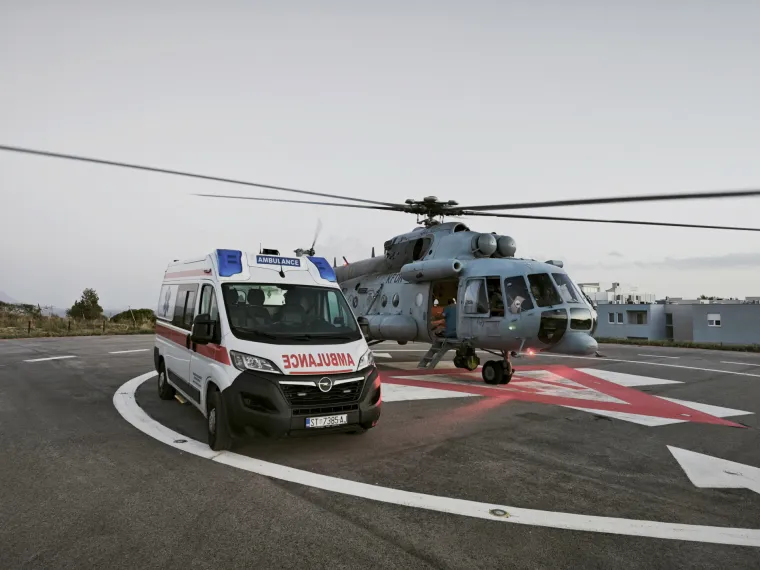 Ne spavaju kad je život u pitanju! Piloti HRZ-a u dvije noći spasili dvoje pacijenata