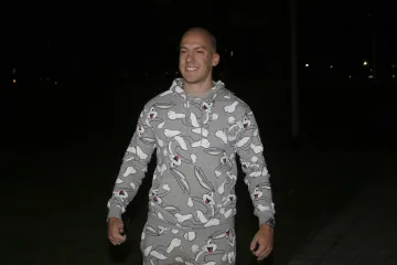 Baka Prase se ženi? O njegovoj novoj djevojci bruji internet, uspoređuju je s Pamelom Anderson