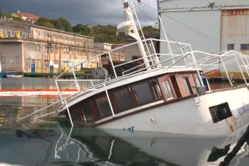 Nakon pet desetljeća za 'Vilu' je plovidba gotova: Hrvatska je ostala bez jedinog školskog broda