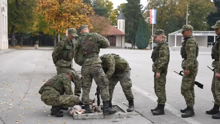 Vojni rok na pomolu, a još nema pravilnika za liječnički pregled! Evo što mora proći svaki ročnik