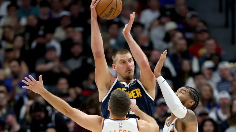 Aktualni prvaci i dalje ne posustaju, Jokić briljirao triple-doubleom