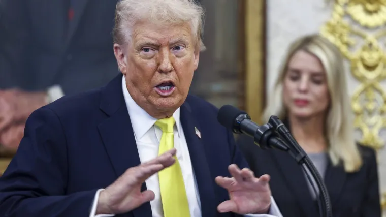 Trump bijesan na Kanadu: 'Zbog laži u reklami dižem carine za 10 posto'