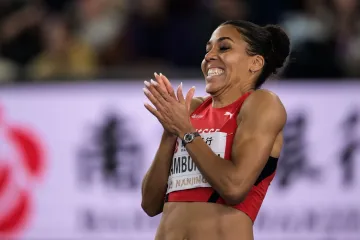 Fenomenalna atletičarka objavila nevjerojatan video, trenira s trudničkim trbuhom