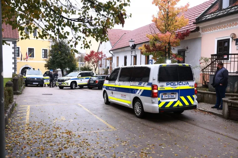 Slovenski premijer Golob: 'Nažalost, morat ćemo poduzeti represivne mjere'